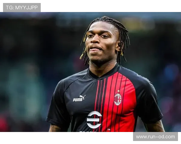 莱奥表现两极分化原因解析：战术适配与比赛影响力差异