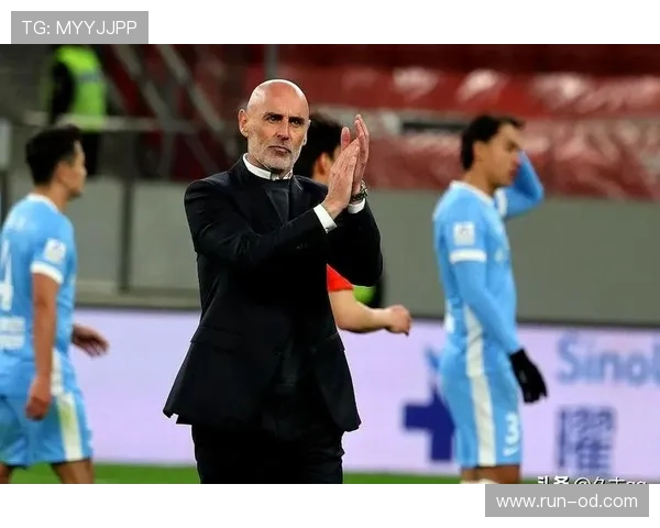 伊涅斯塔本赛季高位逼抢撕裂防线显著提升中场掌控力