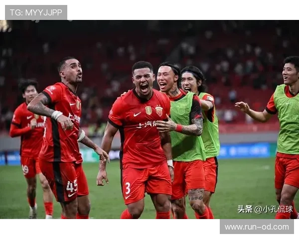 多线作战压力倍增,上海海港后续阵容轮换将成争冠关键 多线作战压力倍增,上海海港后续阵容轮换将成争冠关键